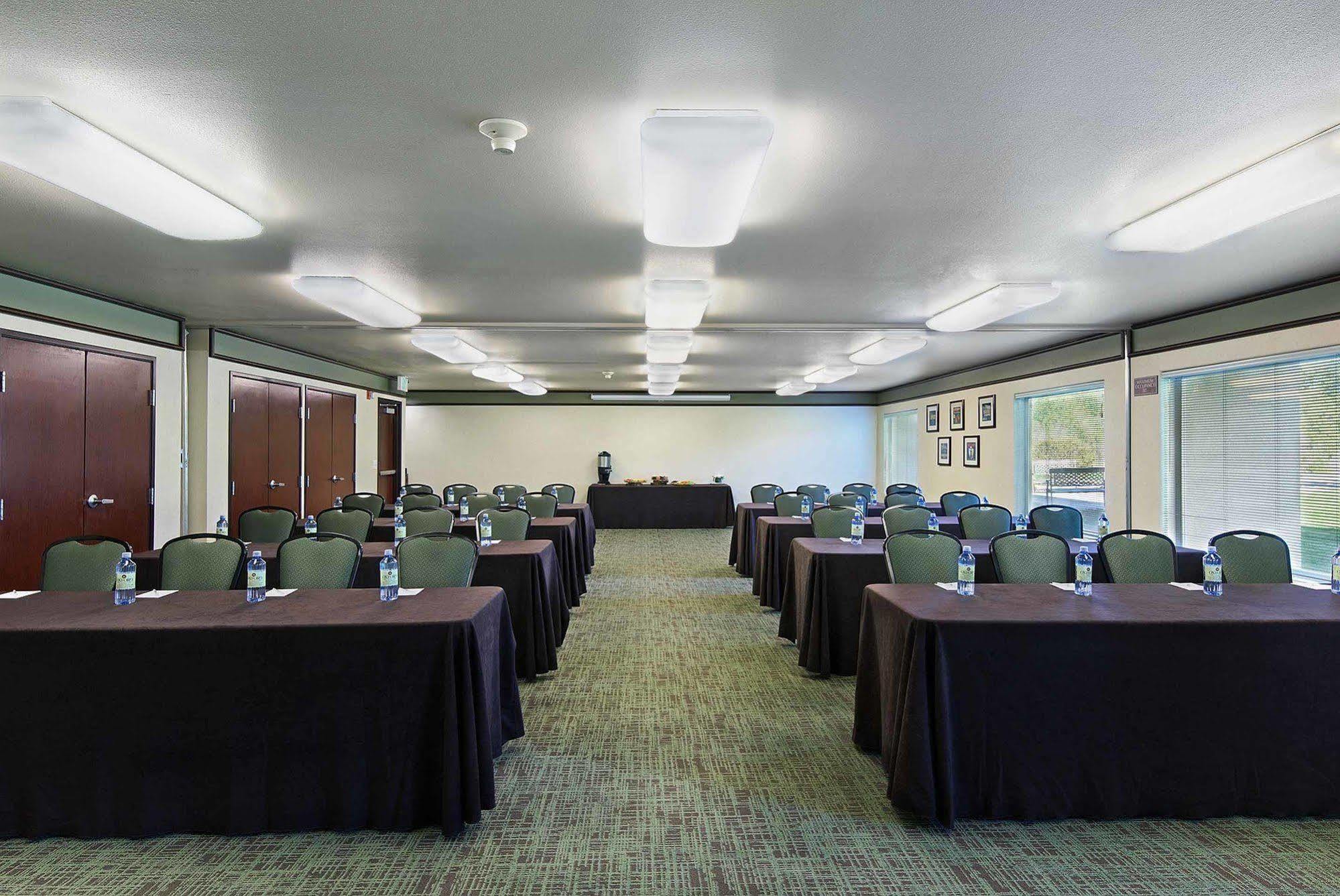 Oxford Suites Yakima Exterior foto